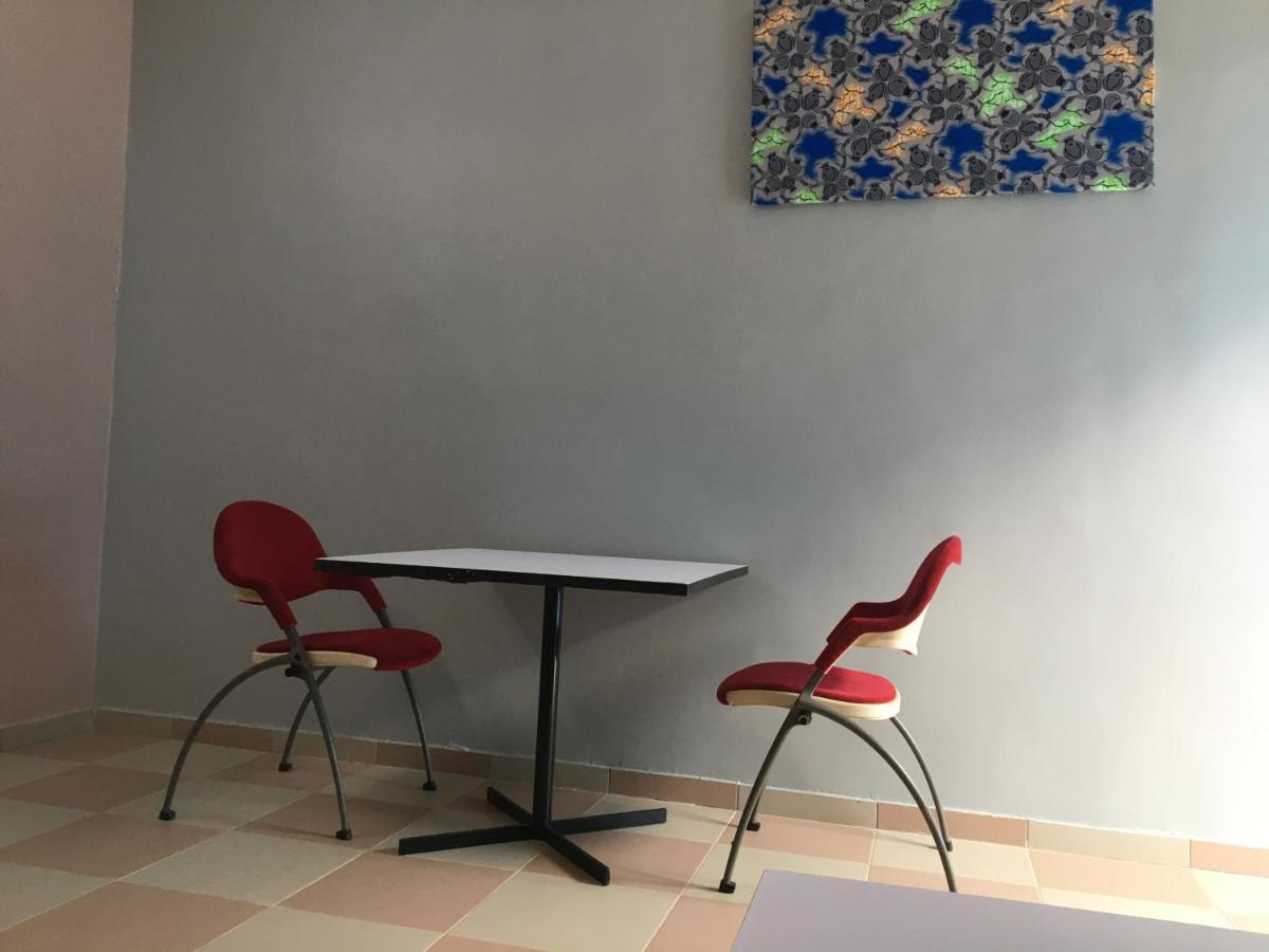 Residence Maryhouse - Free Breakfast And Taxi From Airport Cotonou Exterior foto