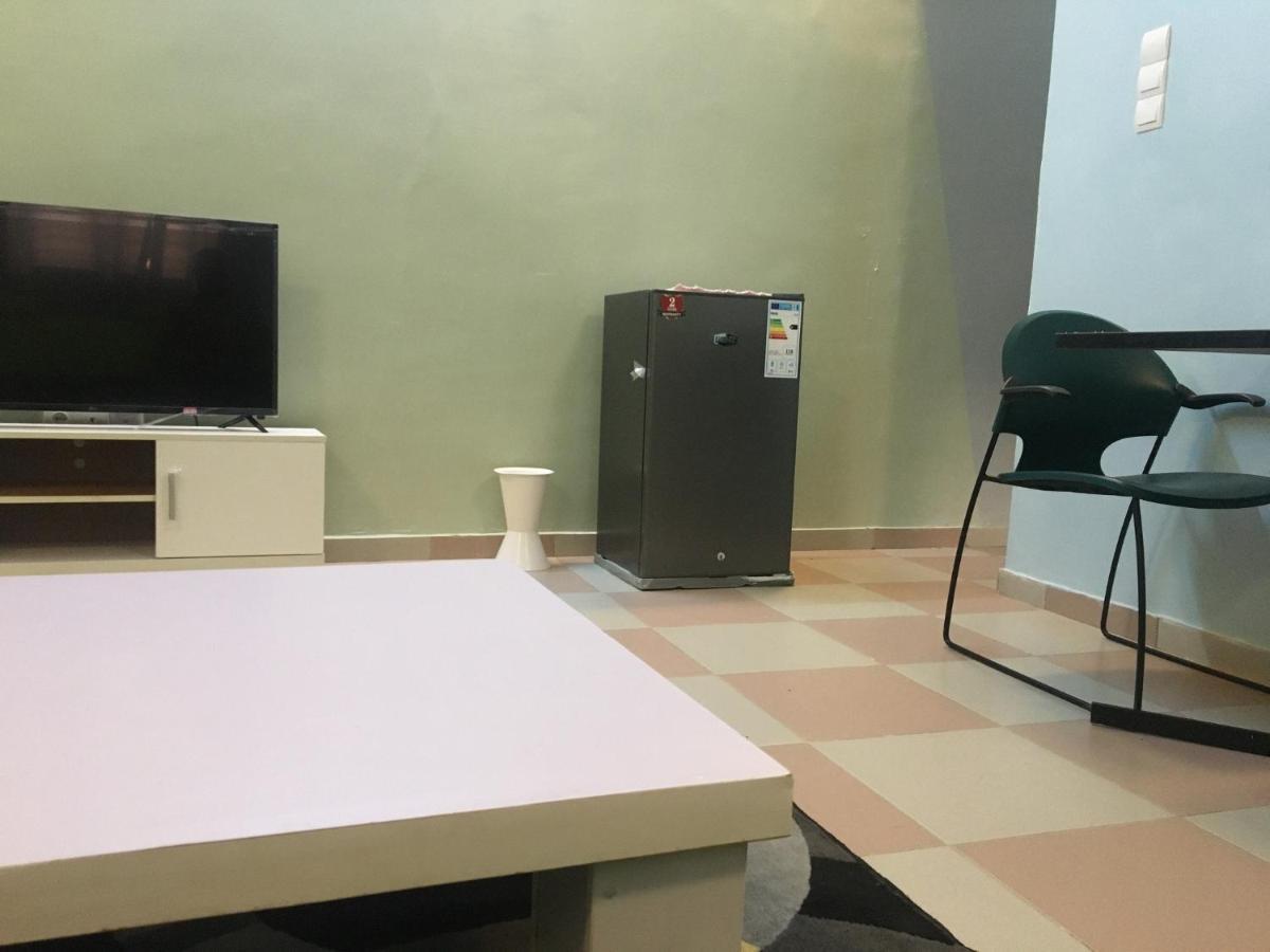 Residence Maryhouse - Free Breakfast And Taxi From Airport Cotonou Exterior foto
