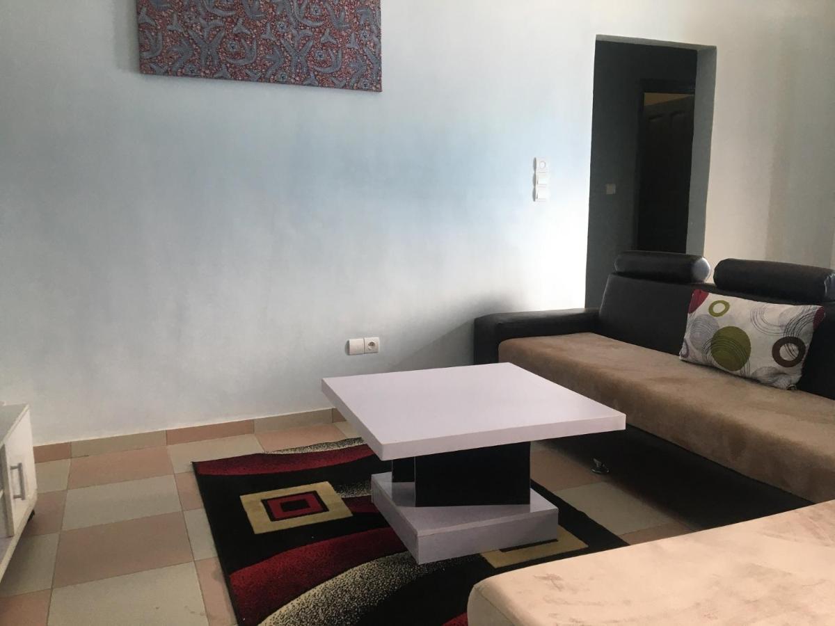 Residence Maryhouse - Free Breakfast And Taxi From Airport Cotonou Exterior foto